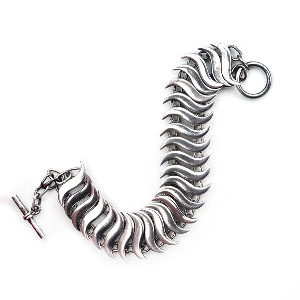 Slithering Silver Bracelet – Marteau